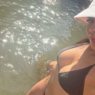 Model - MeganChester findom