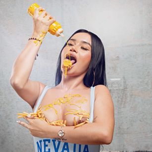 Model - Tifanny Evans fingering