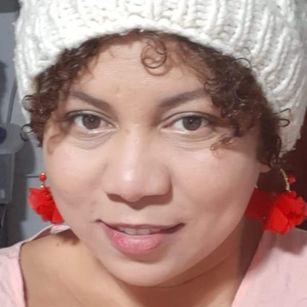 Model - EmmaLovelyMoon colombian