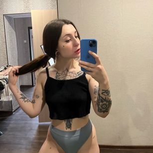 Model - kristina couple