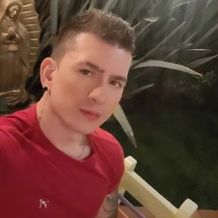 Model - Bruno latino