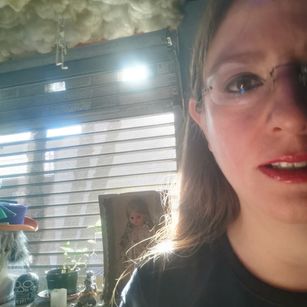 Model - BlondieLatina friendly