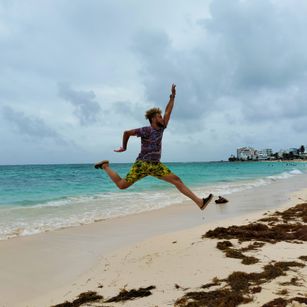 Model - kalvin phillips feet