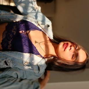 Model - Roxana Nicole Rodriguez lenceria