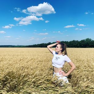 Model - Alice_Krass findom