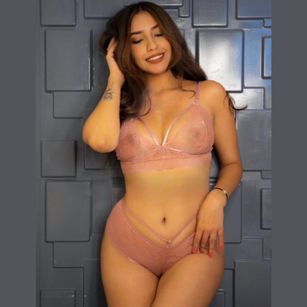 Model - Lola13 colombian