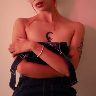 Model - LaurenVega blowjob