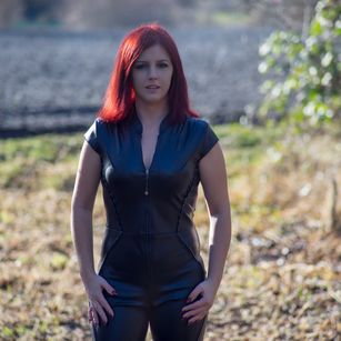 Model - Moist Devil nackt