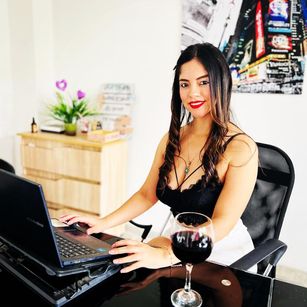 Model - Katechambers cute