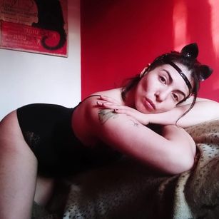 Model - Ariana Parker fetish