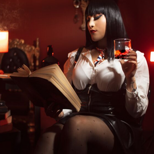 Model - Anny Clarke joi