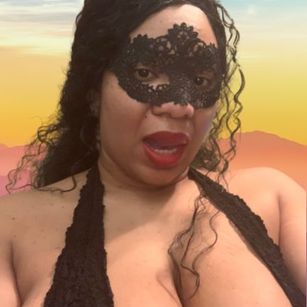 Model - LovelyAlessia bigass