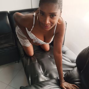 Model - Chantall ride