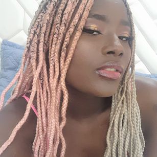 Model - OlivieLeroy teen