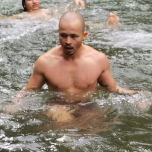 Model - Jerry Lush outdoor