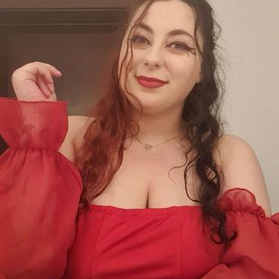 Model - HeraDevine bigboobs