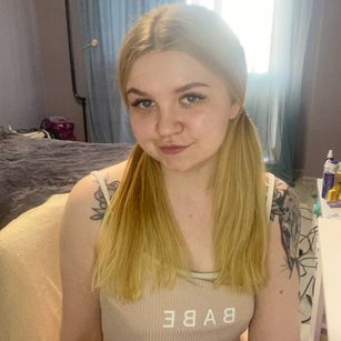 Model - AnitaVine dance