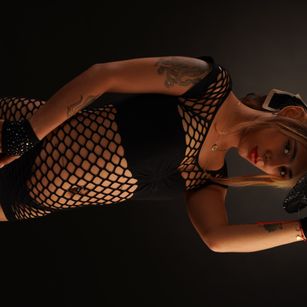 Model - mary990 latina