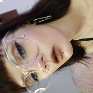 Model - Nicki Sunset teen