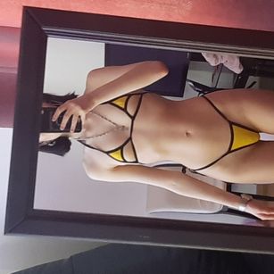 Model - Nicki Sunset smalltits