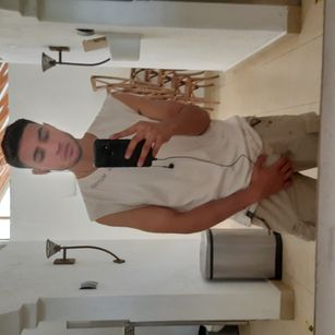 Model - andrsar bisexual