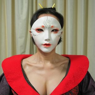 Model - Geisha Mika asian