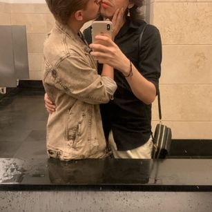 Model - Laden And Aroon feet