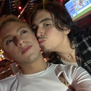 Model - Laden And Aroon gay