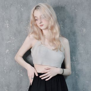 Model - Lirman cameltoe