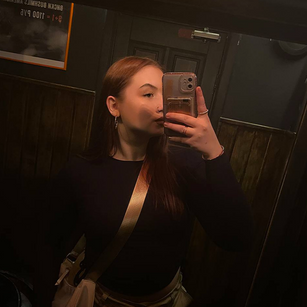 Model - Evelyn mistress