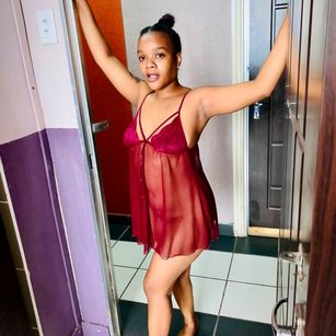 Model - Sweethhoneybunny masturbation