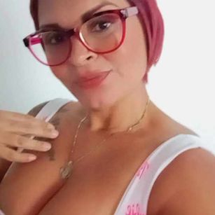 Model - starhot bigboobs