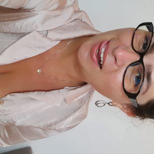 Model - HotExpressia pussy