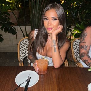 Model - Leena Wild slim