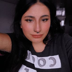 Model - catalina latina