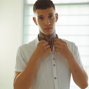 Model - Matthew Jones blowjob