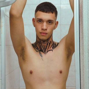 Model - Matthew Jones bigcock