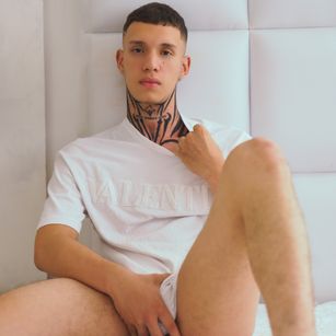 Model - Matthew Jones straight