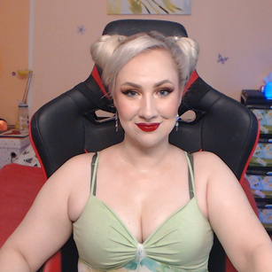 Model - Miss Lexy Gold hairy