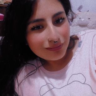 Model - catalina latina