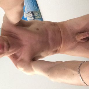 Model - MaxiYoung slut