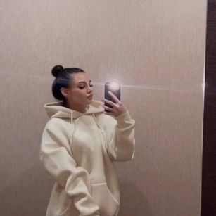 Model - HarmonySoul ass