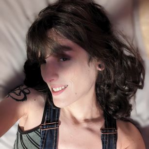 Model - Alice Love transgender