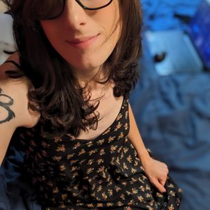 Model - Alice Love bigcock