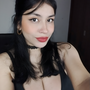 Model - Mia Saenz bigass