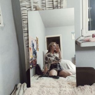 Model - Ttells taboo