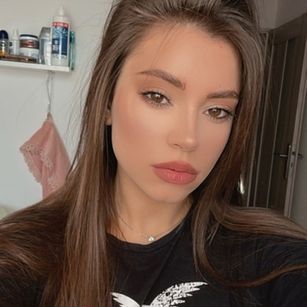 Model - Sophia heels