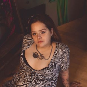 Model - MillieCutie horny