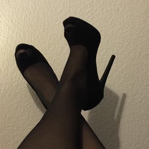 Model - MissLolla_23 blueeyes