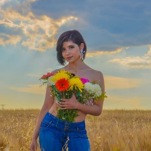 Model - SweetAurora friendly